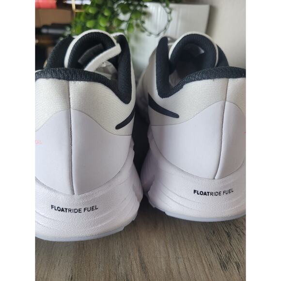 Reebok Men´s Zig Dynamica‎ 5 Sneaker size 8.5 main image 4